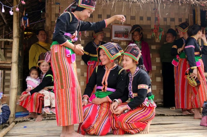 Lễ hội Nào Cống được tổ chức đều đặn hằng năm để mong cầu cho những chặng đường mới thêm thuận lợi