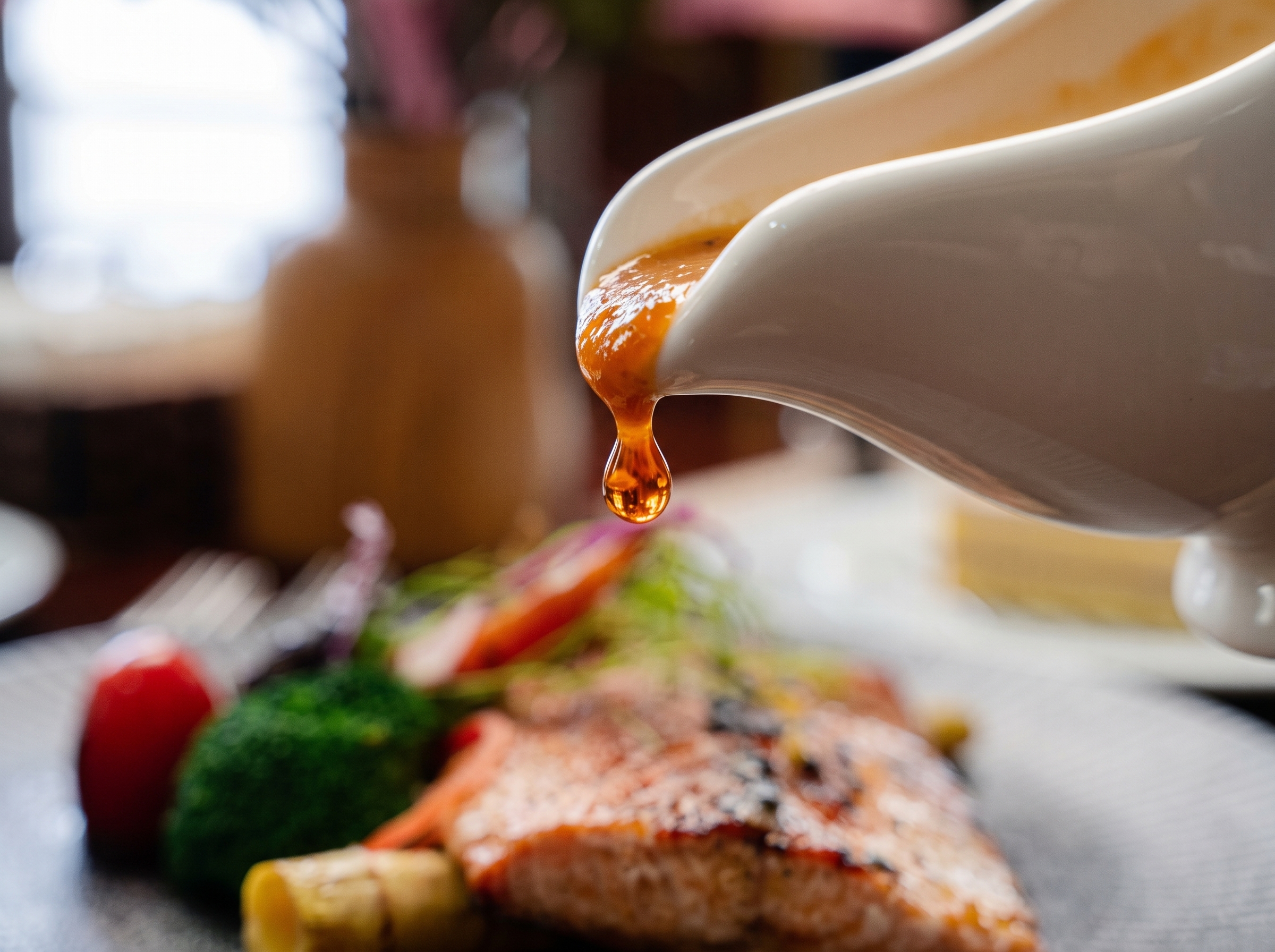 Drop_of_sauce_hanging_spout_202607111131
